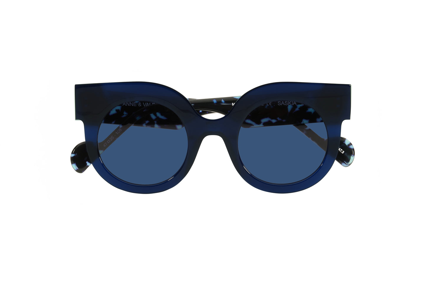 ANNE & VALENTIN SASKIA