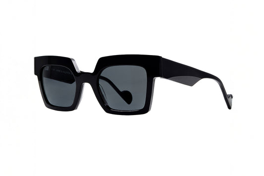 ANNE & VALENTIN STONE